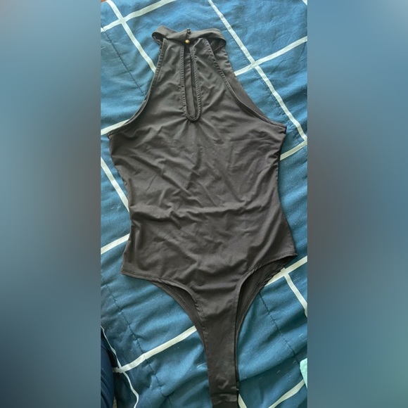 Corner Me Not Mesh Bodysuit - Picture 3 of 6